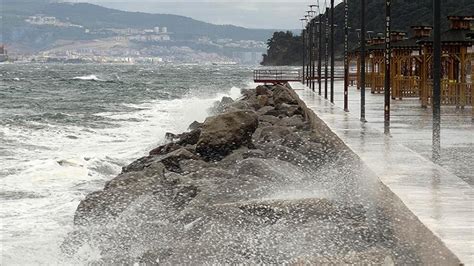 M­e­t­e­o­r­o­l­o­j­i­,­ ­T­ü­r­k­i­y­e­­n­i­n­ ­B­a­z­ı­ ­K­e­s­i­m­l­e­r­i­ ­İ­ç­i­n­ ­F­ı­r­t­ı­n­a­ ­V­e­ ­K­u­v­v­e­t­l­i­ ­Y­a­ğ­ı­ş­ ­U­y­a­r­ı­s­ı­n­d­a­ ­B­u­l­u­n­d­u­